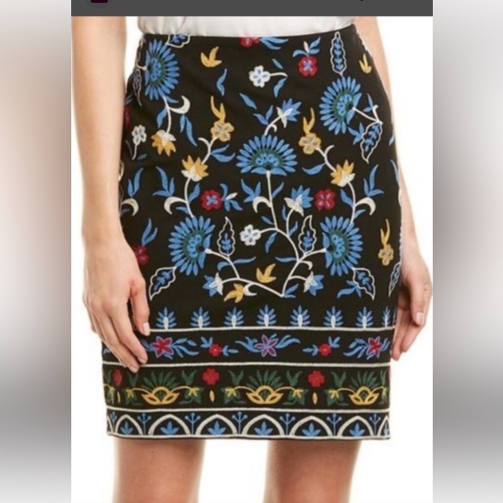 J. McLaughlin Lucy Bainbrige Black Embroidered Pencil Skirt